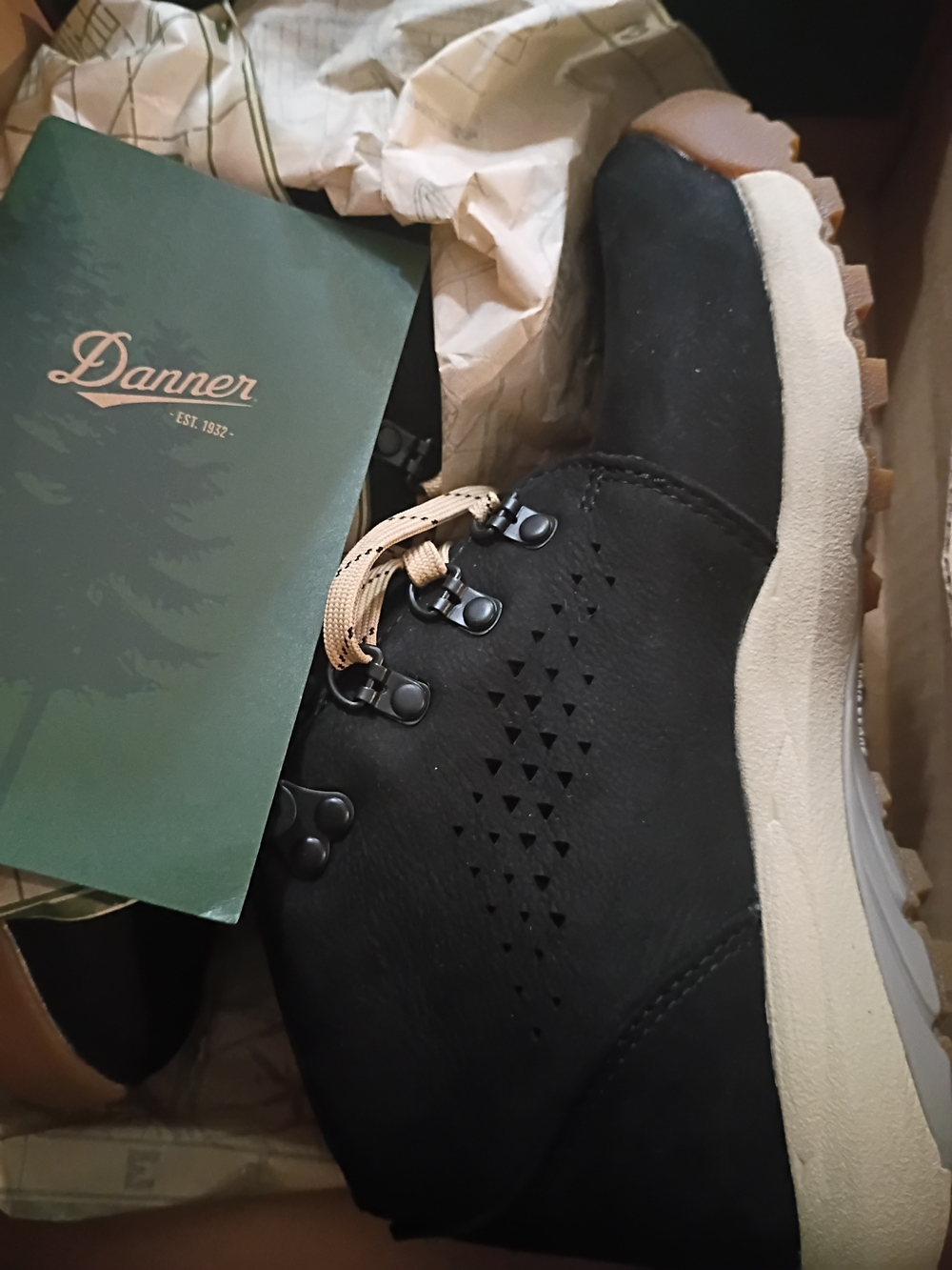 Danner Womens Black Chukka Boot with Cream and Brown Sole Size 6.5